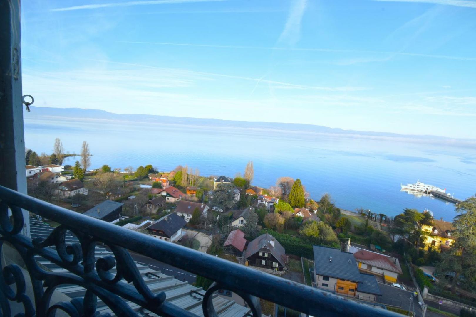 Appartement Avec Vue 180 Sur Le Lac Leman Thonon-les-Bains Buitenkant foto